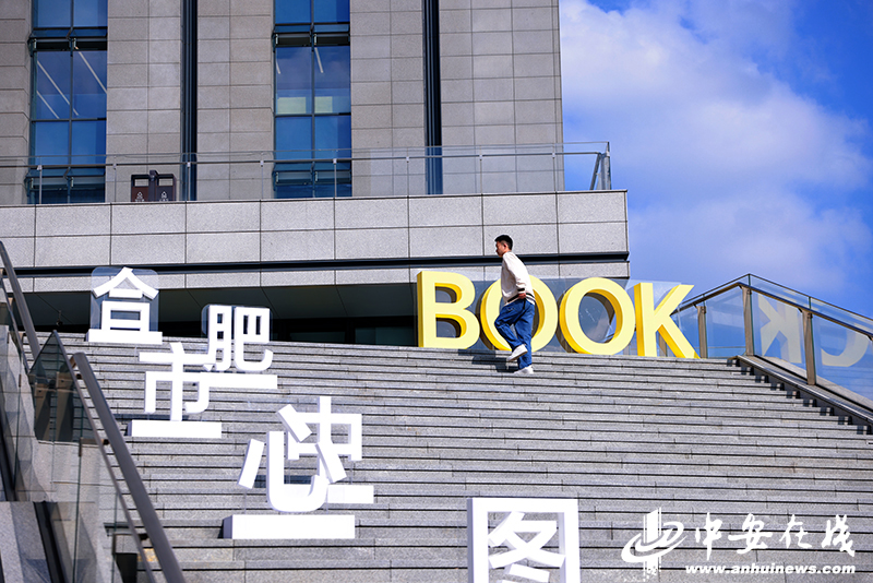館二.jpg 館二.jpg